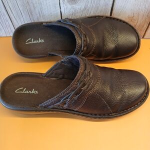 Women's Clarks Leather Clogs/ Mules, Size7M, Brown #83642, Slip-ons